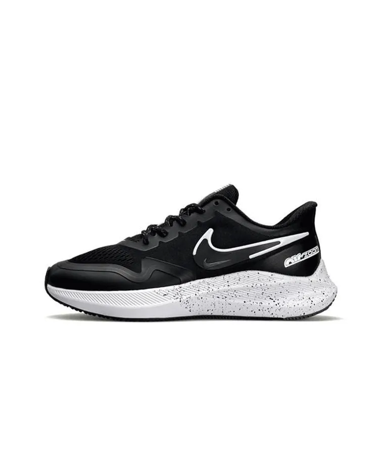 Nike Winflo 8